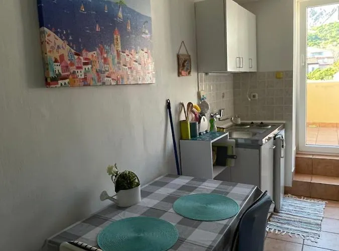 Luna Apartman *