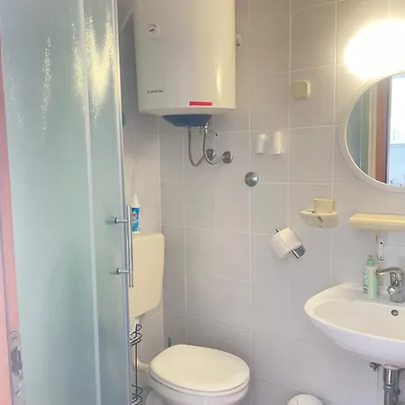 Luna Apartman *
